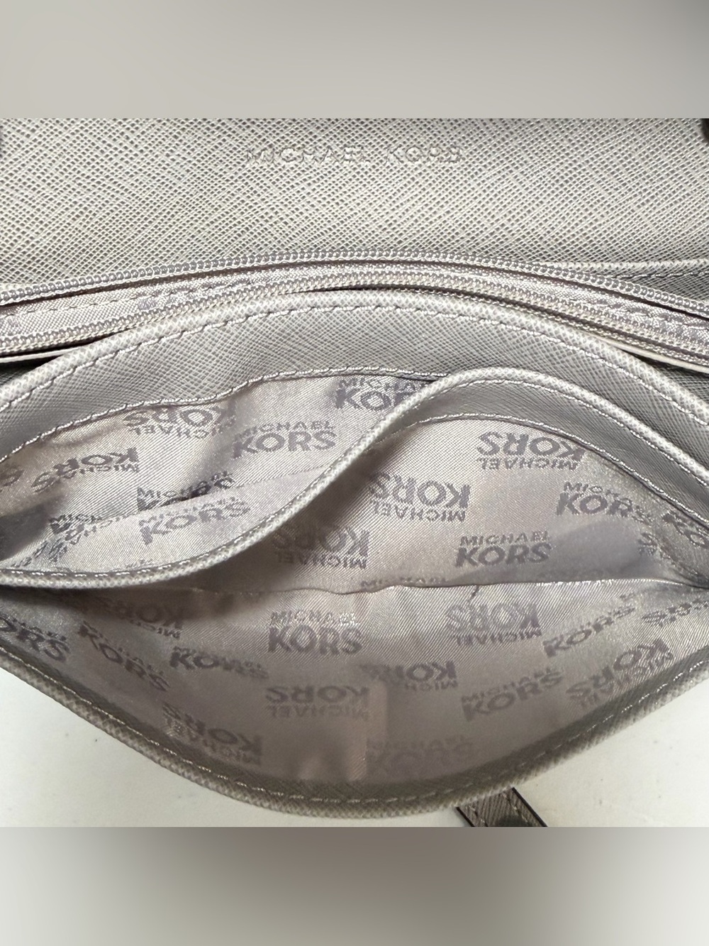 Michael Kors Chain Wallet Crossbody - Picture 13 of 14